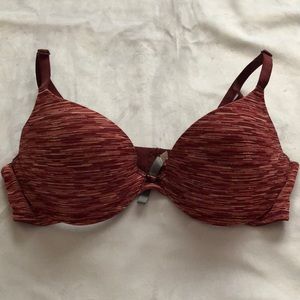 Stripped push-up bra